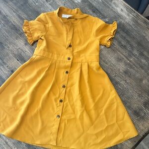 Ivy city co mustard yellow dress😍